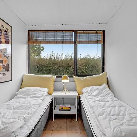 펜션 Awesome In With Wifi And 4 Bedrooms Millinge